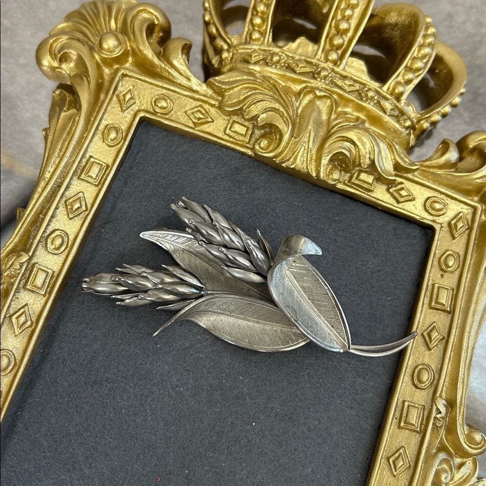 Elegant Silver Leaf and Wheat Brooch